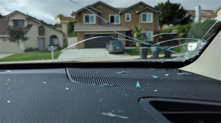 Will My Car Pass Emissions With A Cracked Windshield